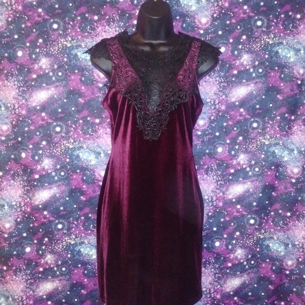 TopShop Burgundy Lace Velvet Dress